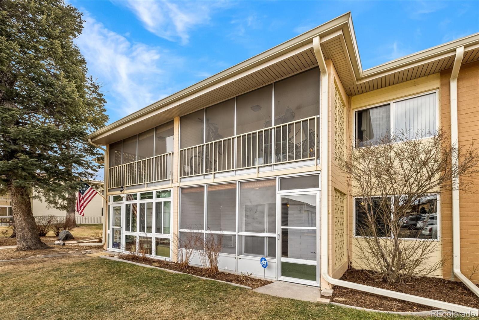MLS Image #27 for 715 s clinton street 4a,denver, Colorado
