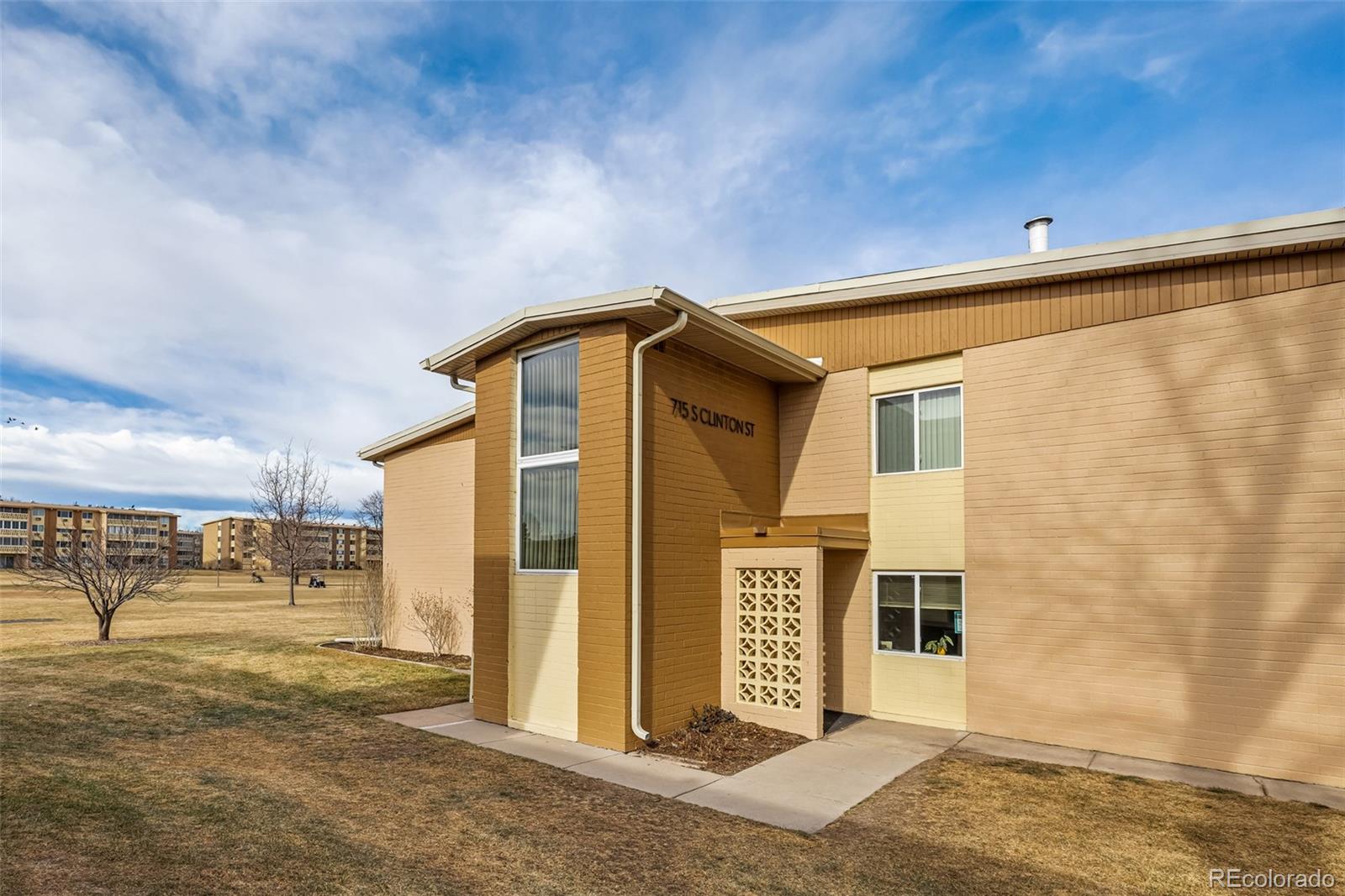 MLS Image #30 for 715 s clinton street 4a,denver, Colorado