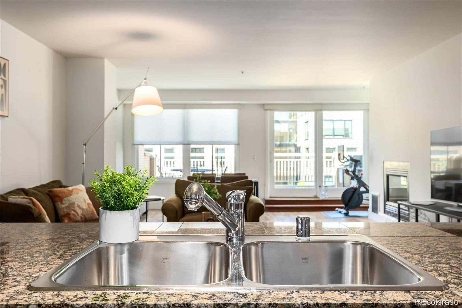 MLS Image #16 for 1560  blake street,denver, Colorado