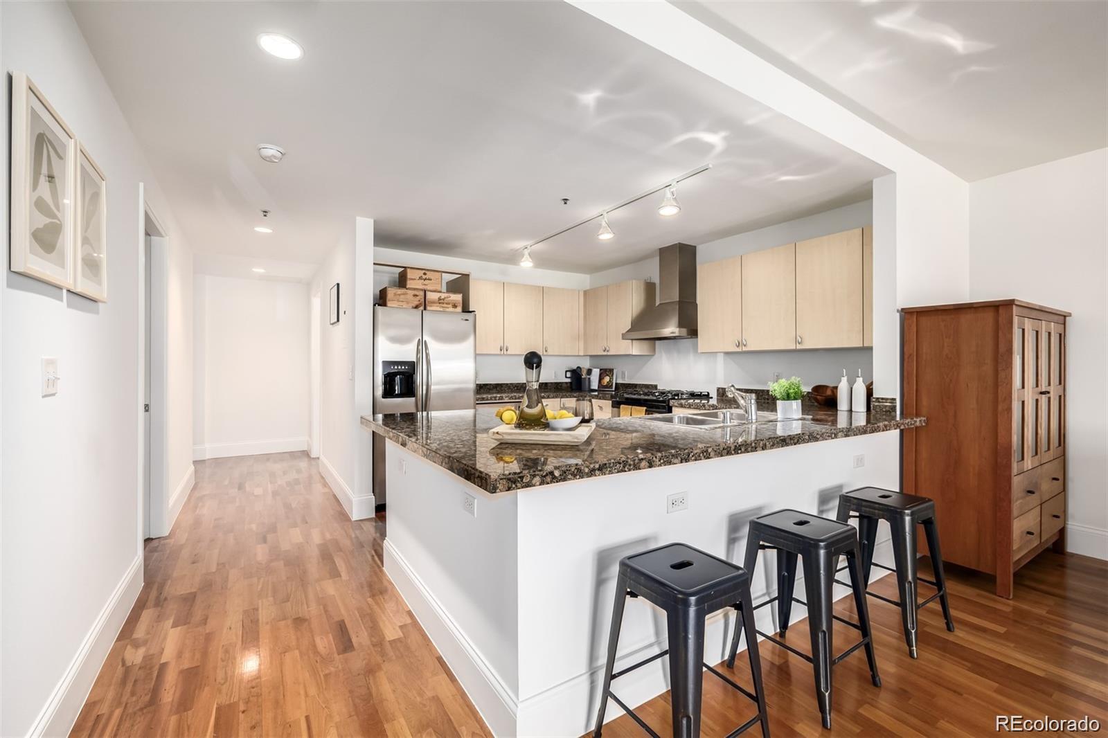 MLS Image #19 for 1560  blake street,denver, Colorado