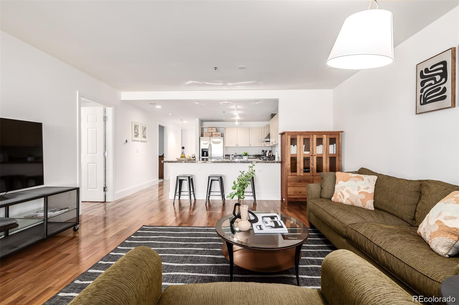 MLS Image #2 for 1560  blake street,denver, Colorado