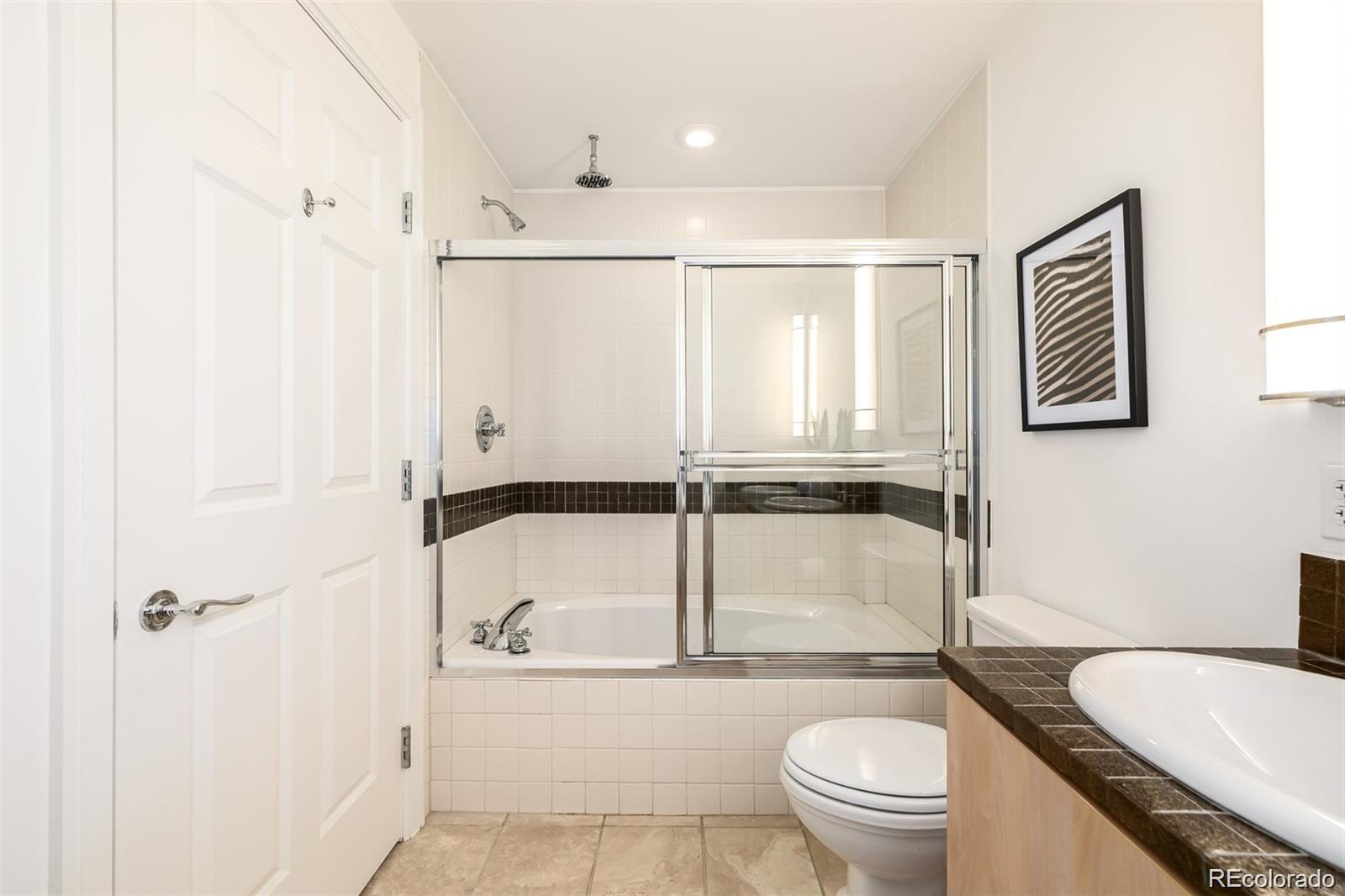 MLS Image #29 for 1560  blake street,denver, Colorado