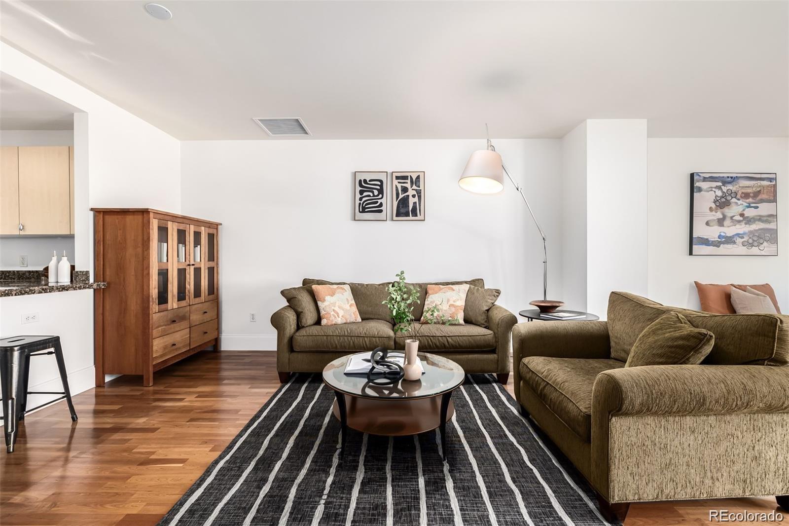 MLS Image #9 for 1560  blake street,denver, Colorado
