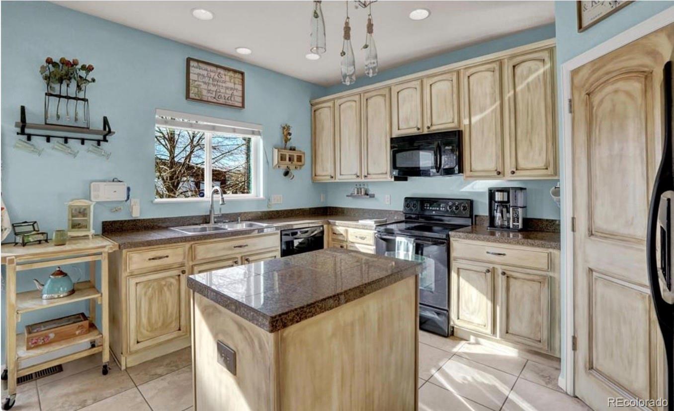 MLS Image #6 for 8182  silver glen drive,fountain, Colorado