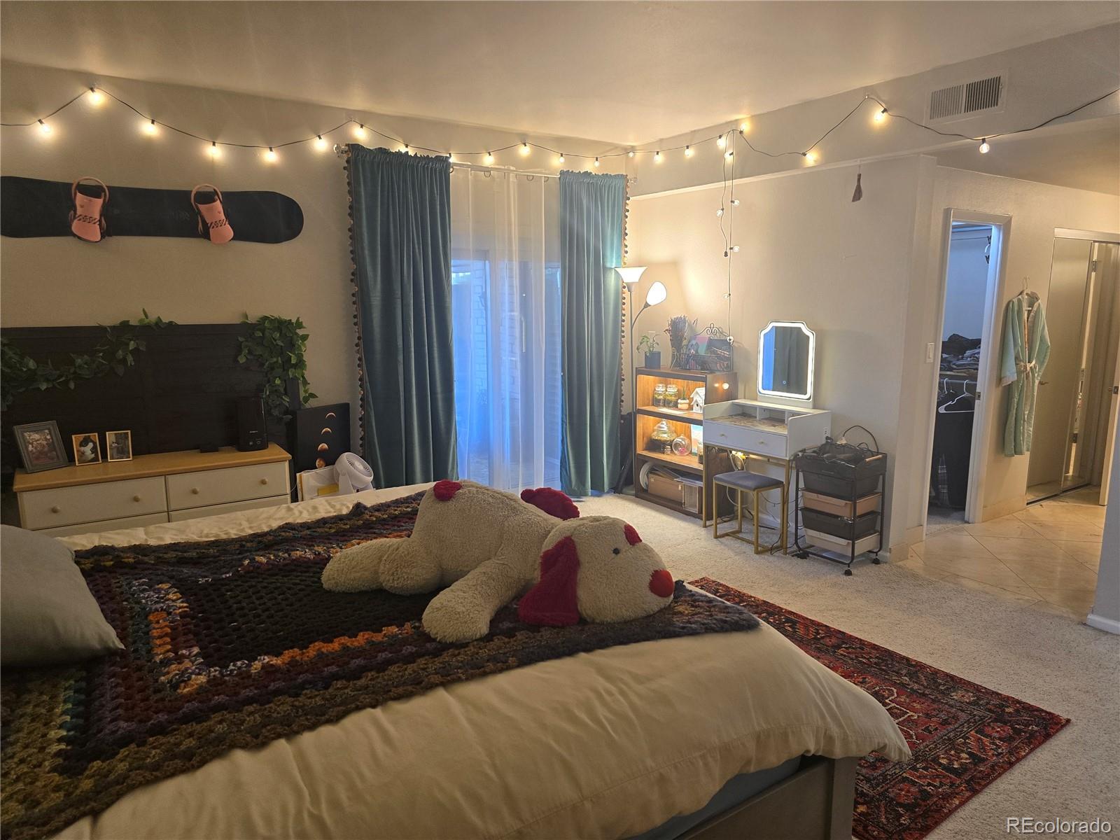 MLS Image #13 for 4250 s olive street,denver, Colorado