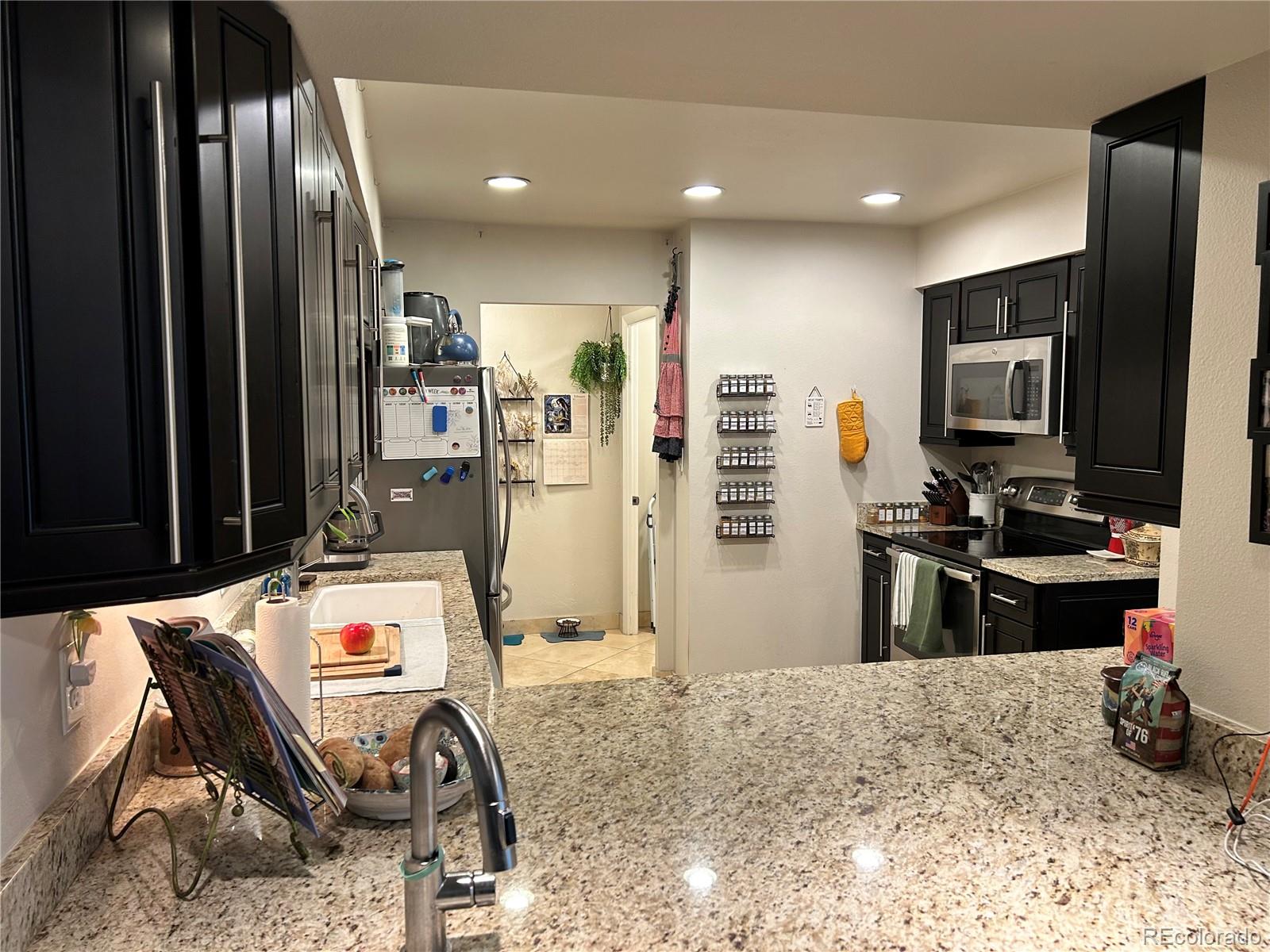 MLS Image #3 for 4250 s olive street,denver, Colorado