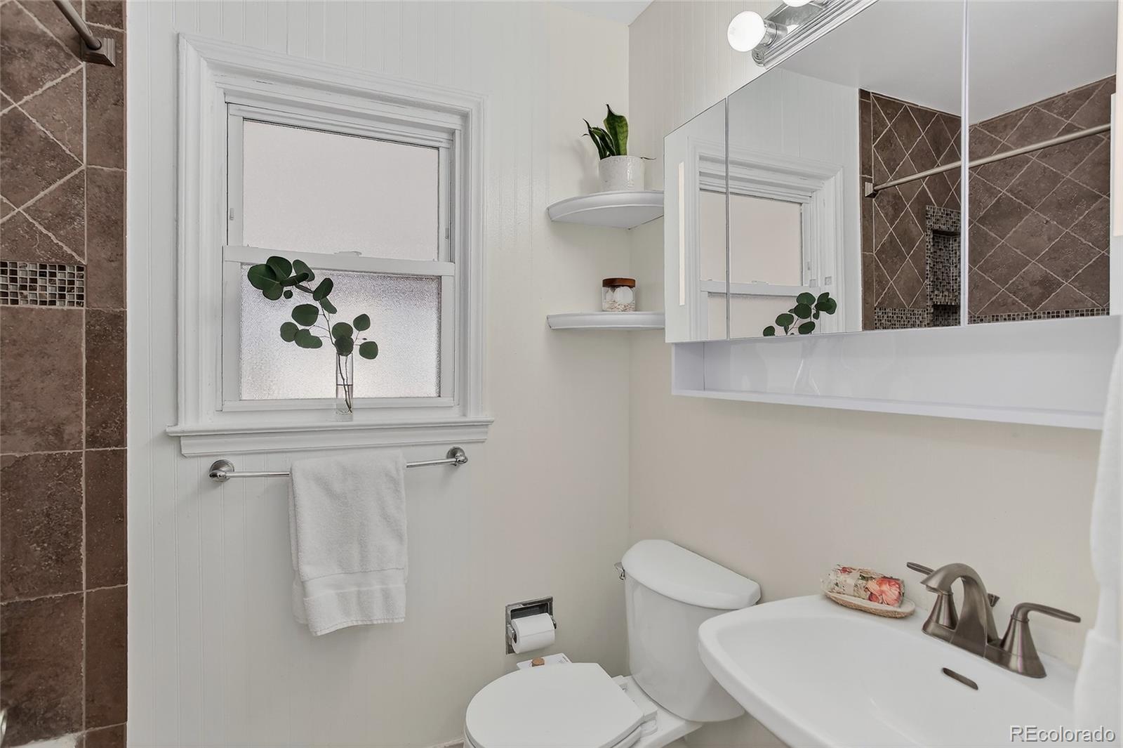 MLS Image #12 for 1755 s garfield street,denver, Colorado