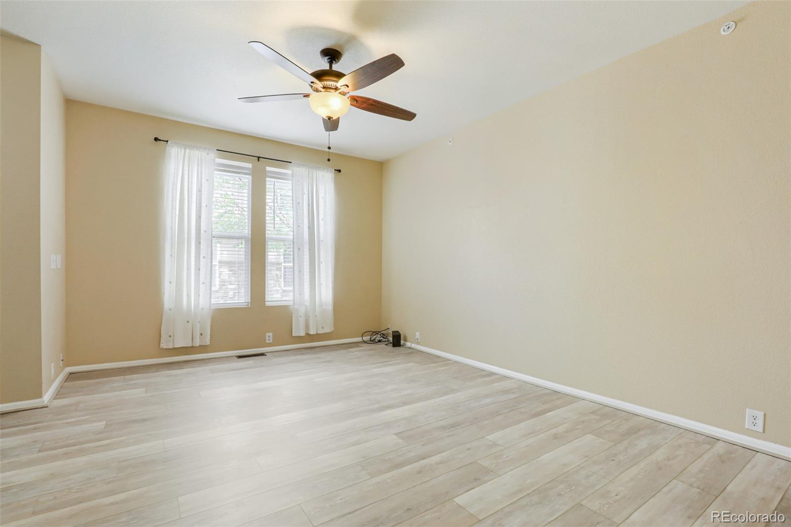 MLS Image #7 for 9758  laredo street,commerce city, Colorado