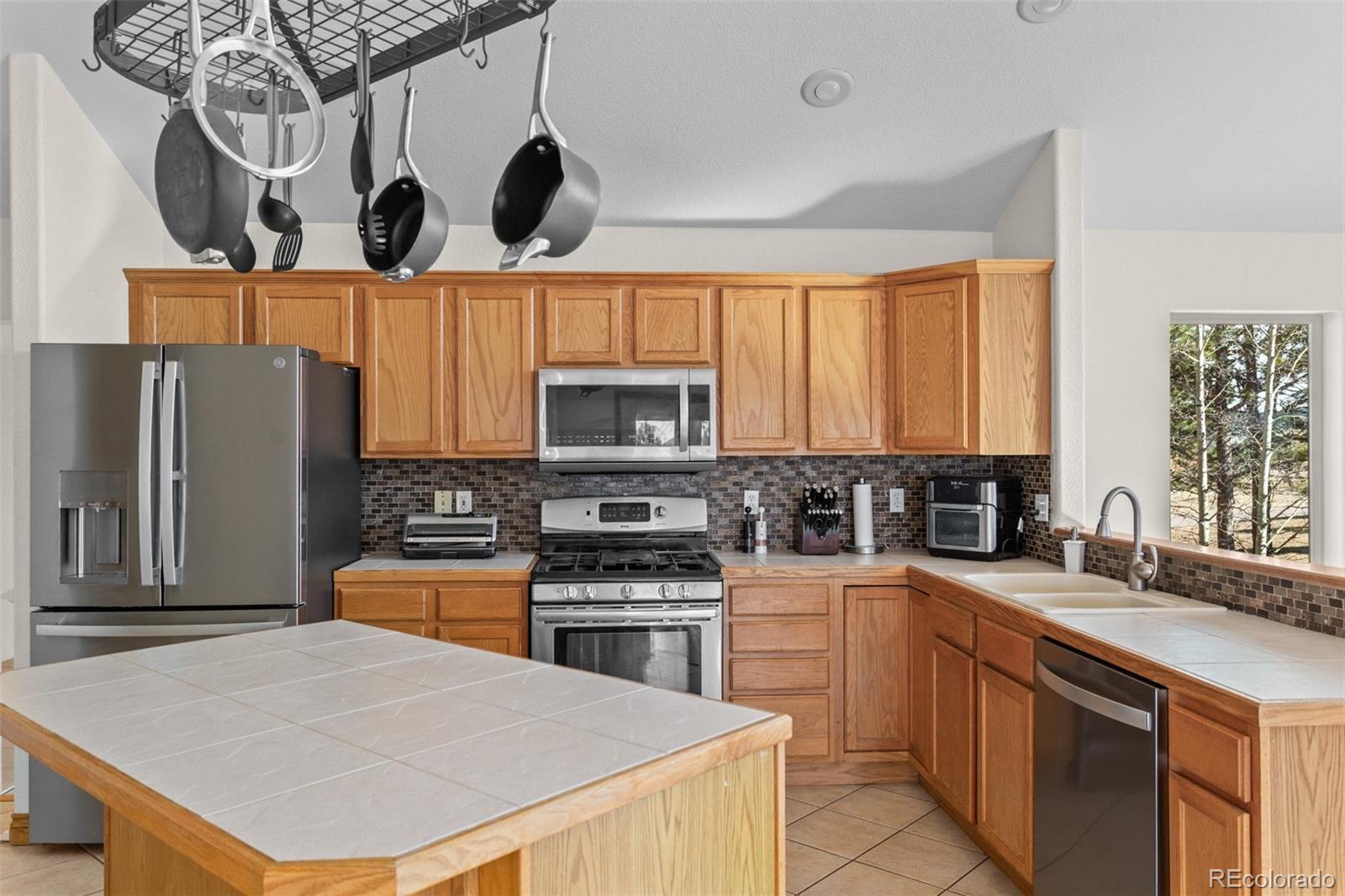 MLS Image #11 for 162  ridge top drive,divide, Colorado