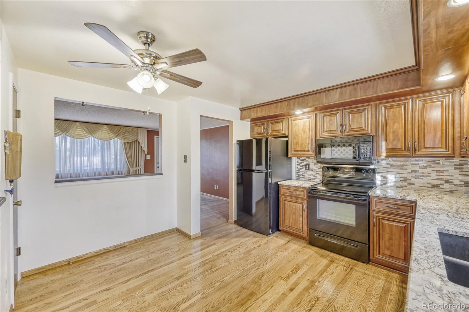MLS Image #7 for 10220  carmody lane,lakewood, Colorado