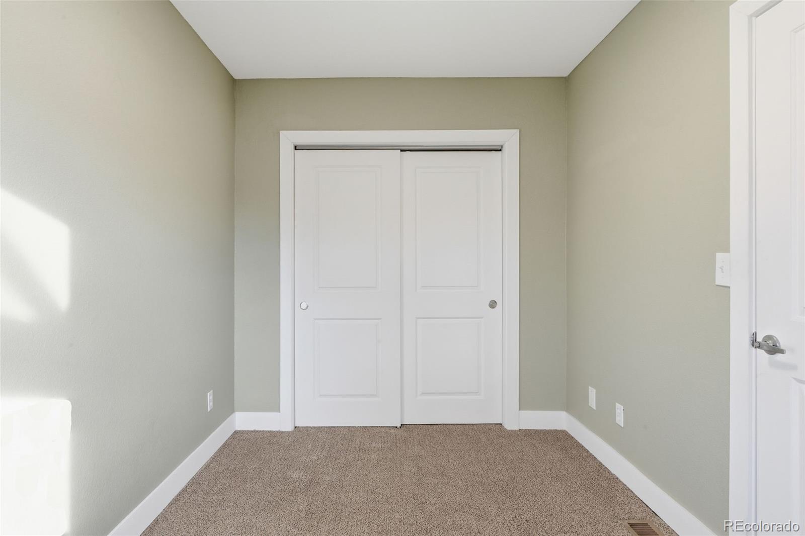 MLS Image #11 for 4736  pennsylvania street,denver, Colorado