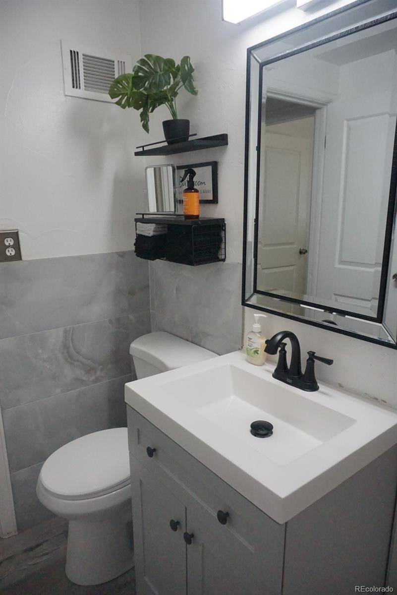 MLS Image #16 for 3113 w jefferson avenue,englewood, Colorado