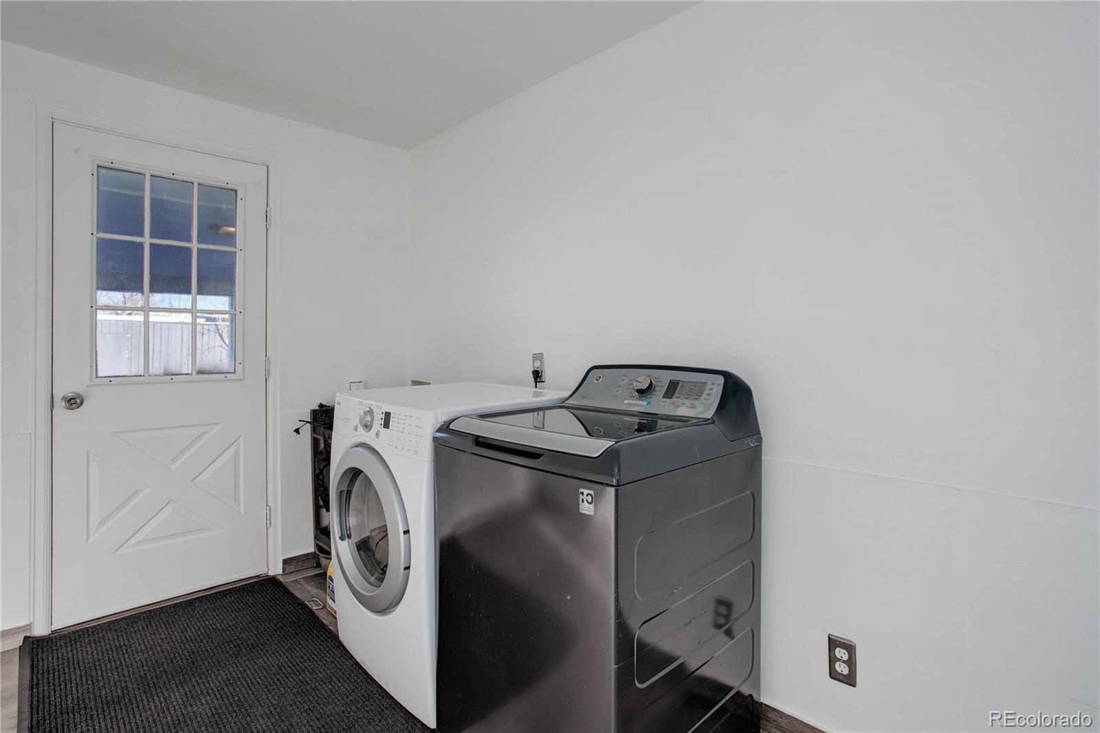 MLS Image #6 for 3113 w jefferson avenue,englewood, Colorado
