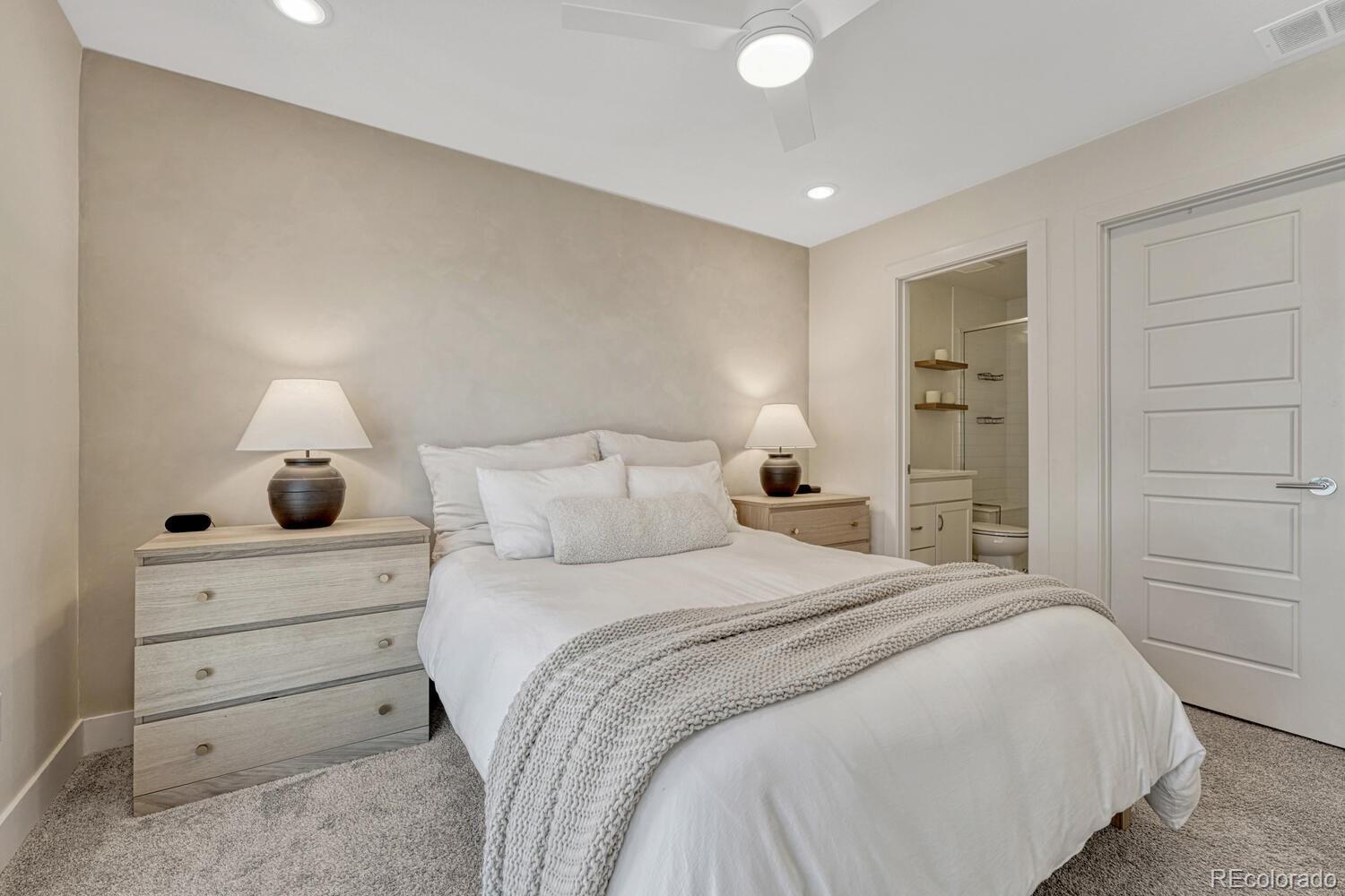 MLS Image #21 for 2022 s holly street 4,denver, Colorado