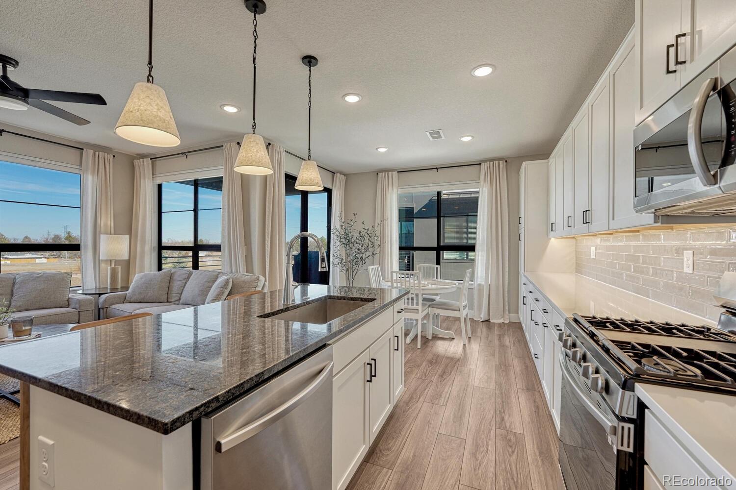 MLS Image #5 for 2022 s holly street 4,denver, Colorado