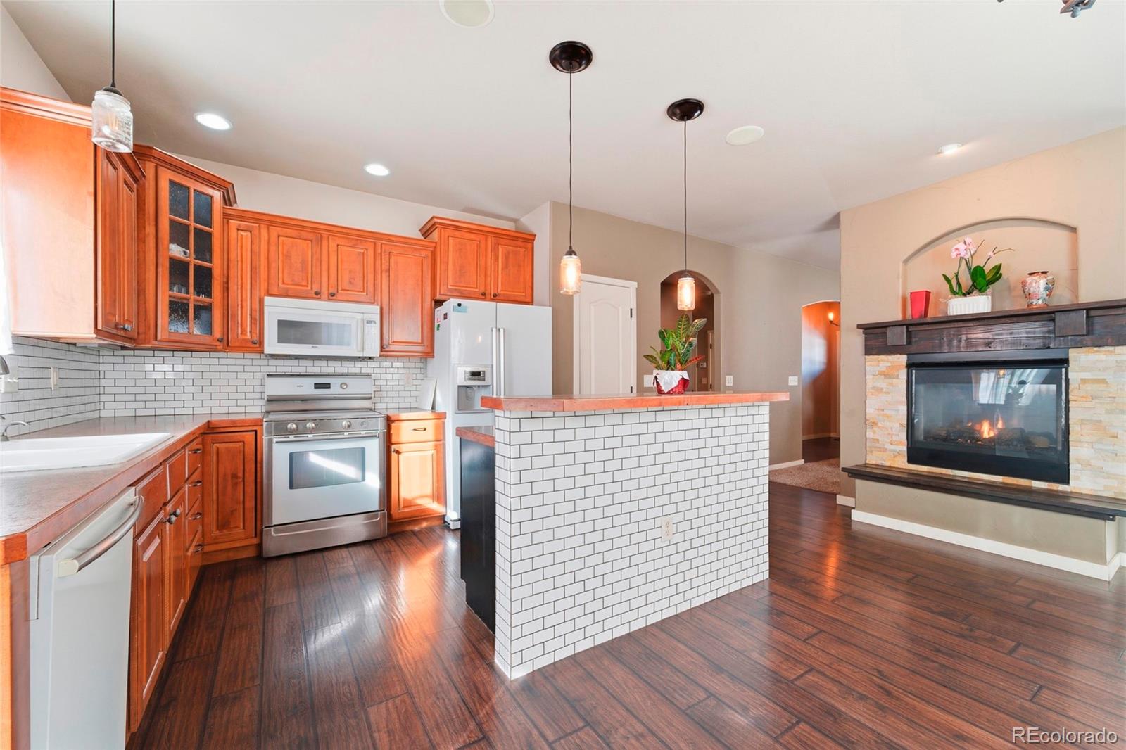 MLS Image #2 for 819  libra court,loveland, Colorado