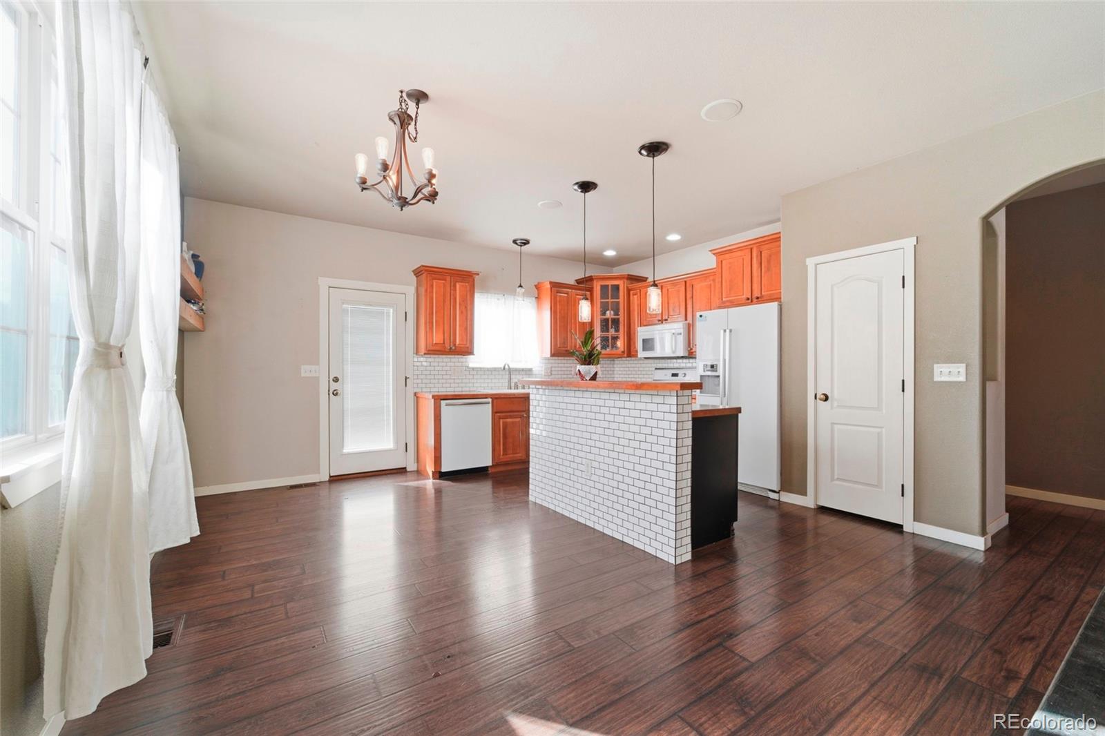 MLS Image #3 for 819  libra court,loveland, Colorado