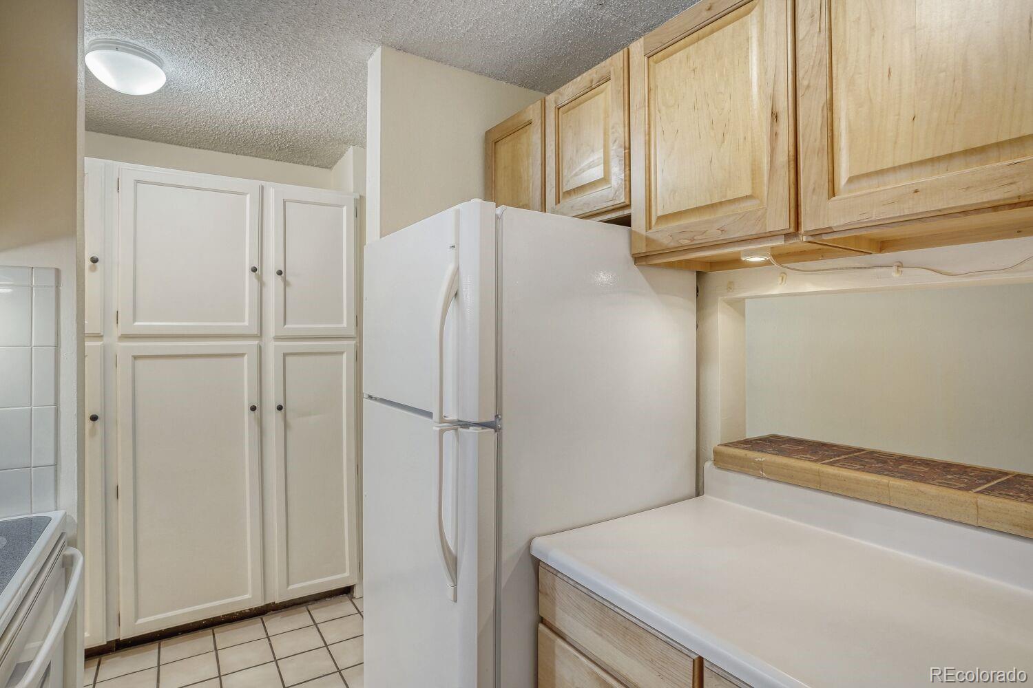 MLS Image #9 for 2  adams street,denver, Colorado