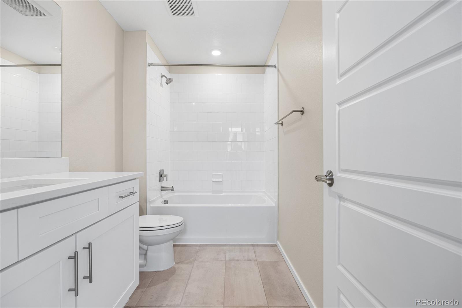 MLS Image #24 for 13188  barefoot lakes parkway,firestone, Colorado