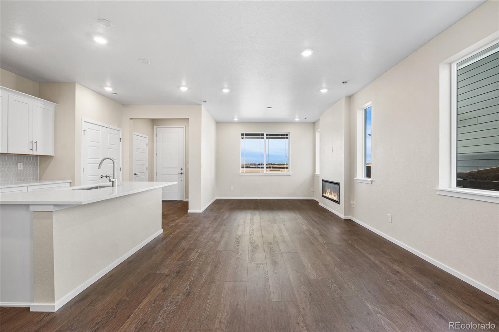 MLS Image #3 for 13188  barefoot lakes parkway,firestone, Colorado
