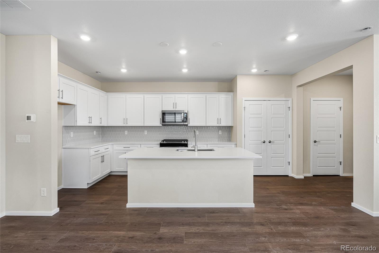 MLS Image #9 for 13188  barefoot lakes parkway,firestone, Colorado