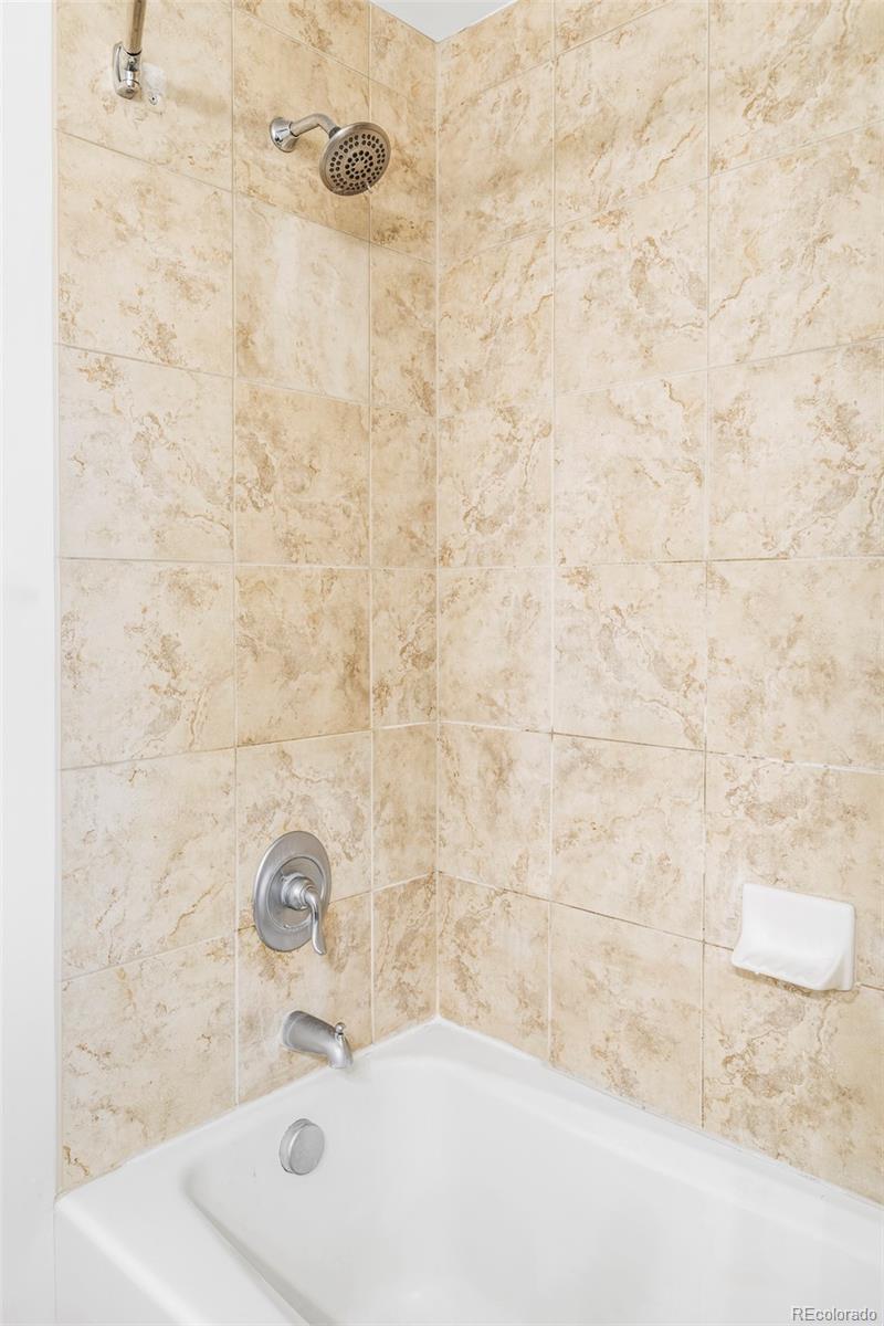 MLS Image #15 for 1975 n grant street 527,denver, Colorado