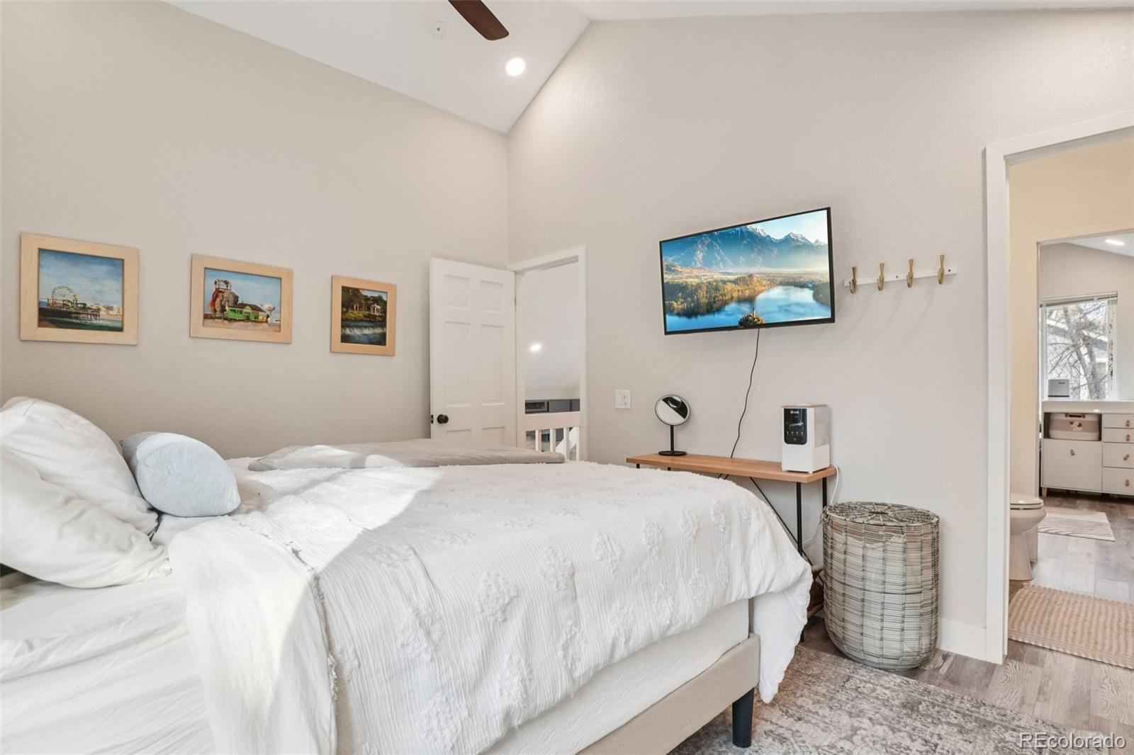 MLS Image #21 for 10205 e peakview avenue,englewood, Colorado