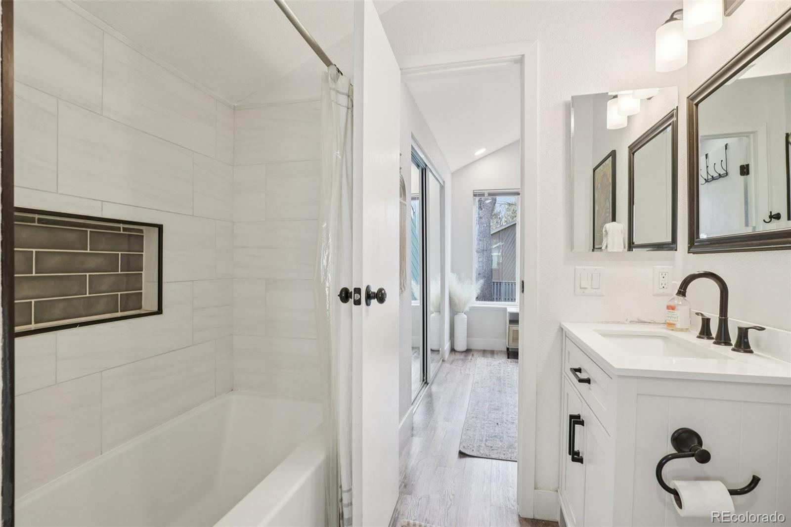 MLS Image #22 for 10205 e peakview avenue,englewood, Colorado