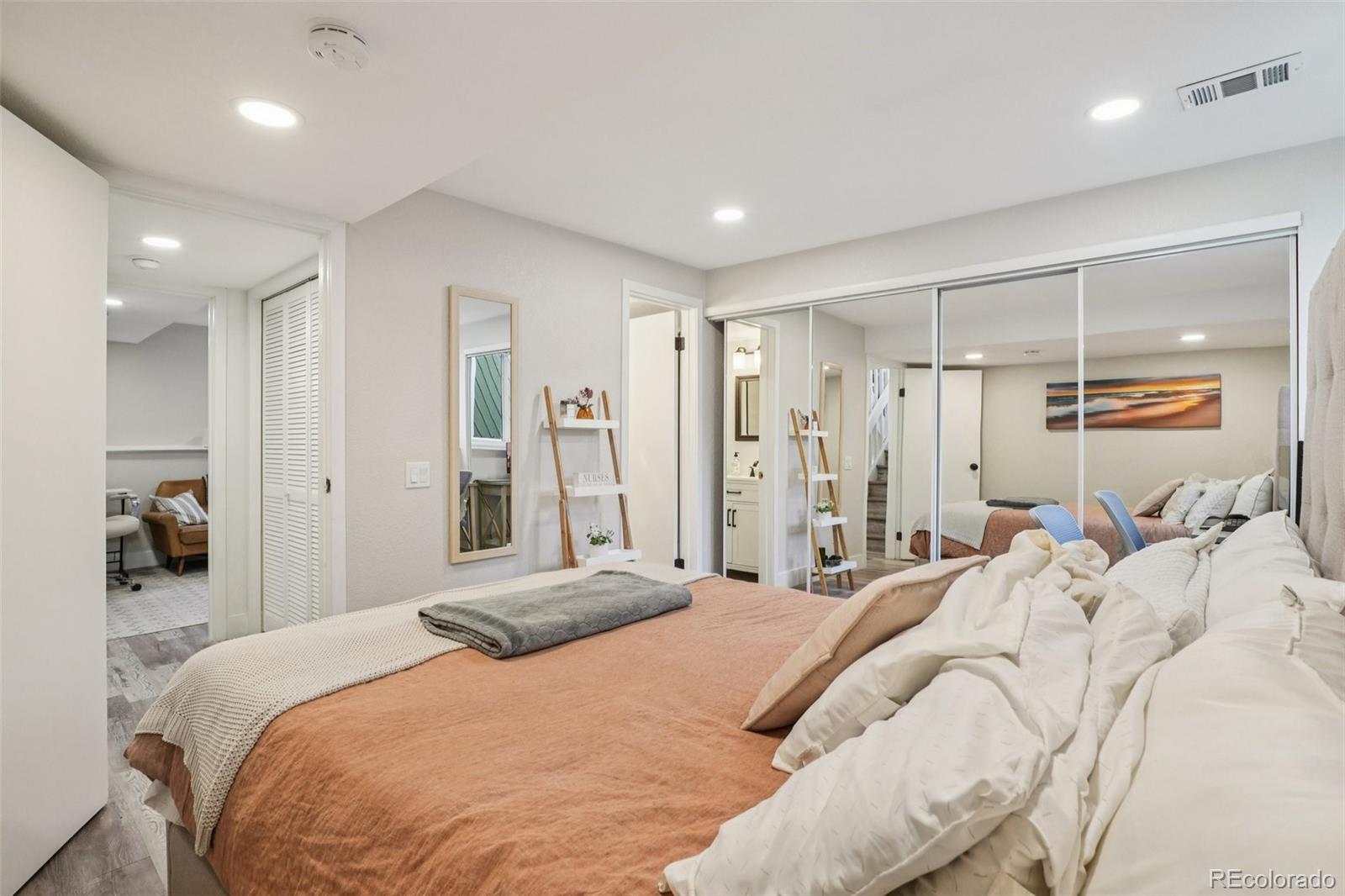 MLS Image #35 for 10205 e peakview avenue,englewood, Colorado
