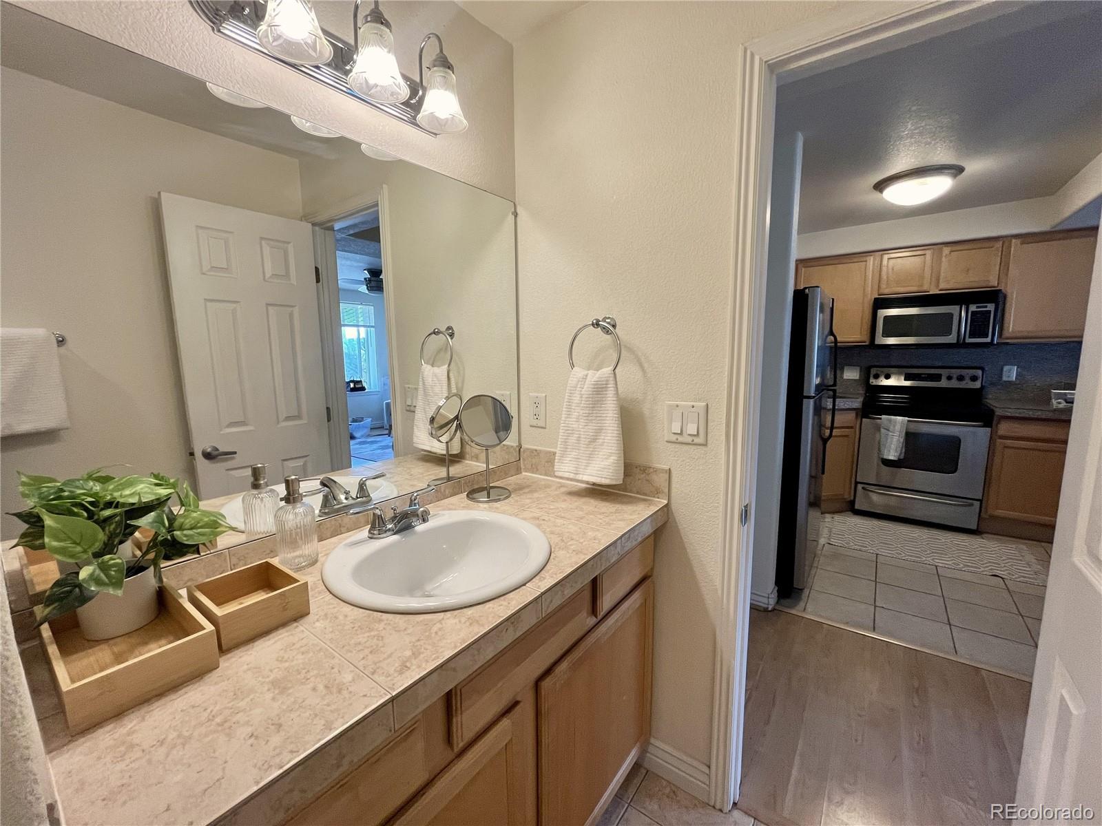 MLS Image #15 for 1833 n williams street,denver, Colorado