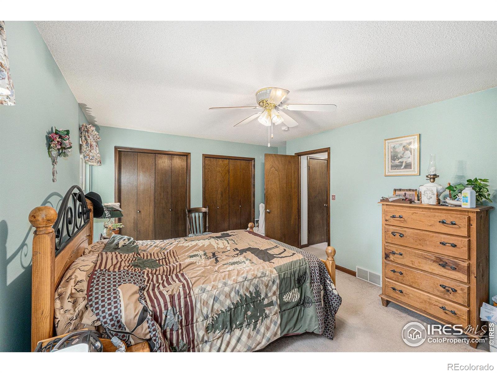 MLS Image #11 for 3334  34th street,greeley, Colorado