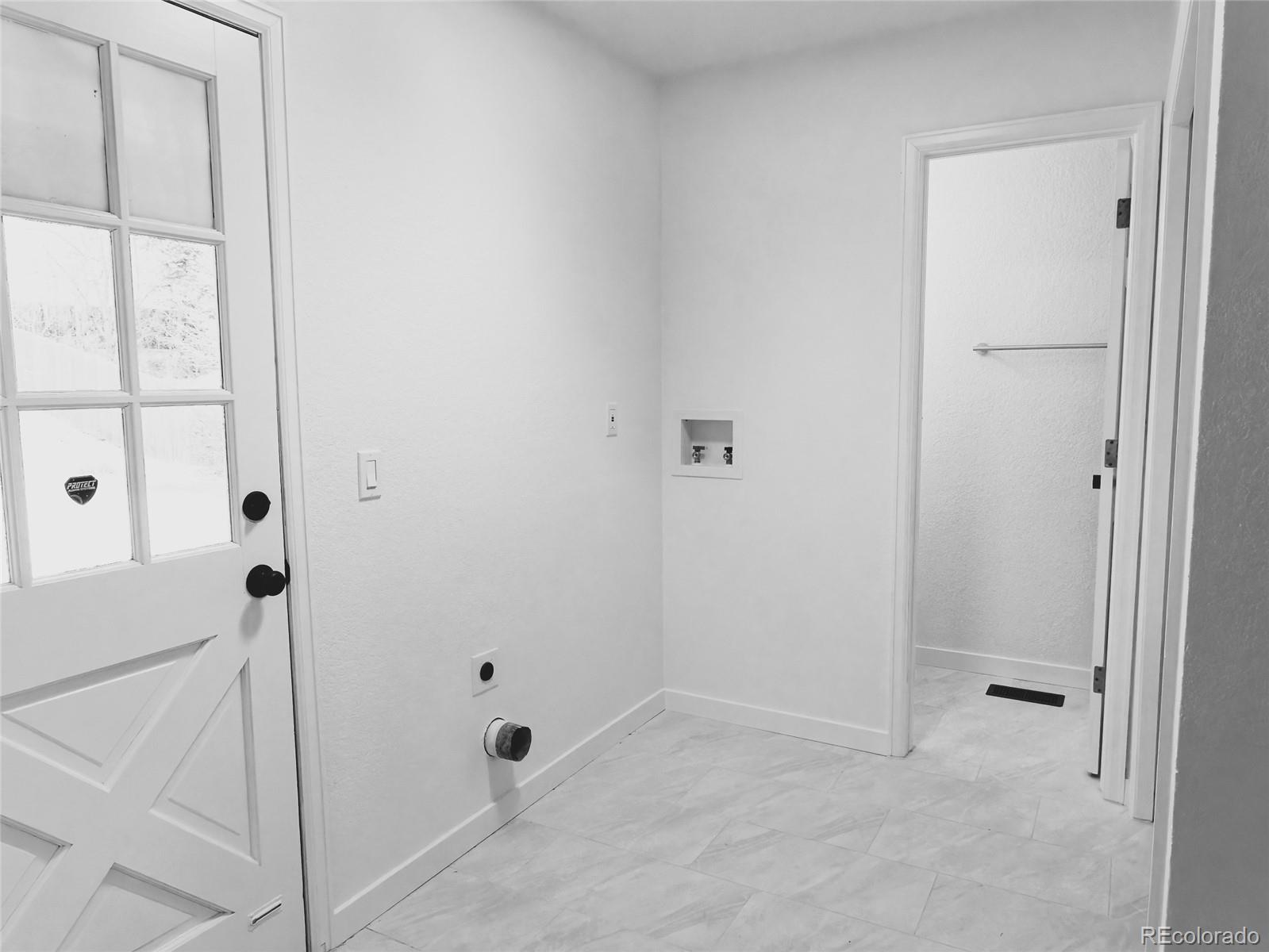 MLS Image #15 for 5927 s yates court,littleton, Colorado