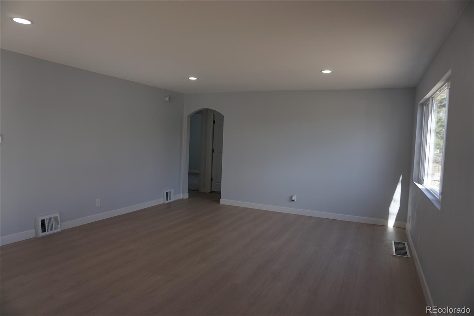 MLS Image #2 for 1657  kingston street,aurora, Colorado