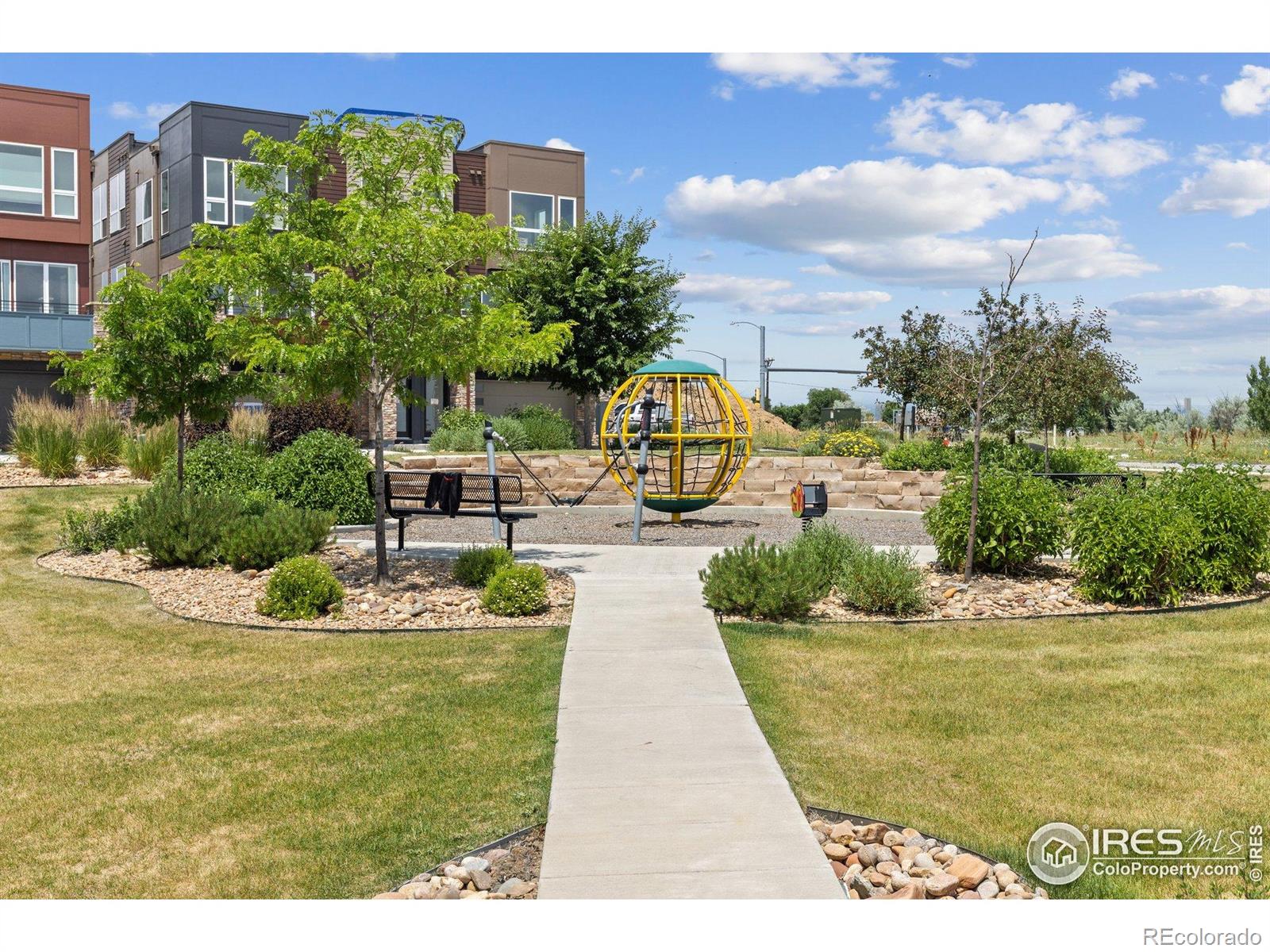 MLS Image #3 for 750  kubat lane,longmont, Colorado