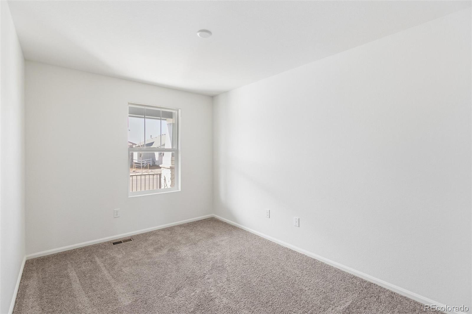 MLS Image #18 for 1662 s gold bug way,aurora, Colorado