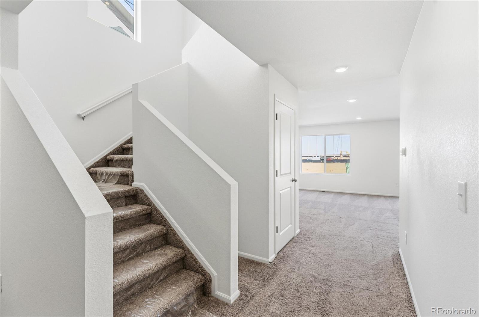 MLS Image #3 for 1662 s gold bug way,aurora, Colorado
