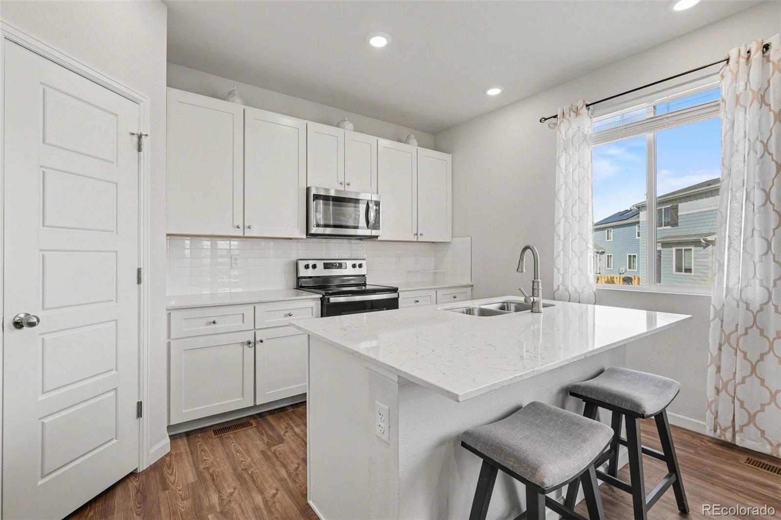 MLS Image #11 for 12445 e 101st drive,commerce city, Colorado