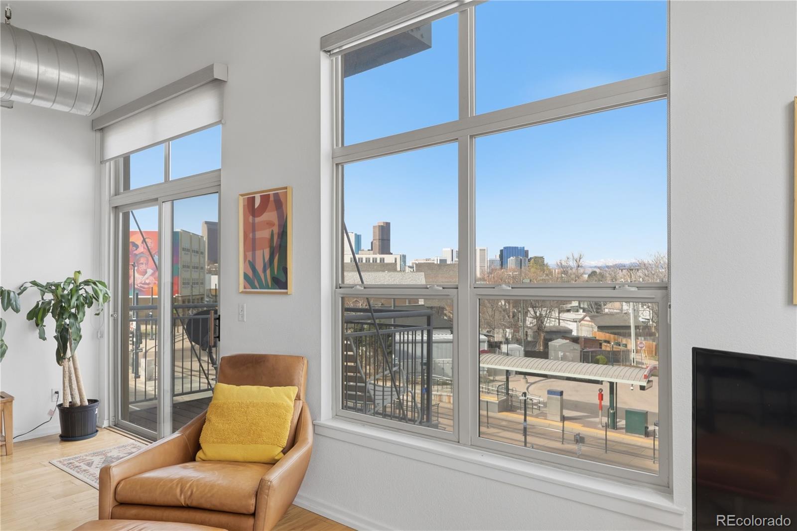 MLS Image #14 for 2900 n downing street,denver, Colorado