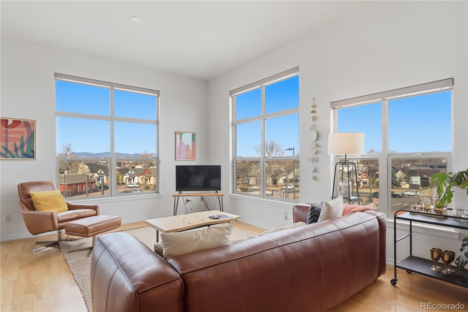 MLS Image #5 for 2900 n downing street,denver, Colorado