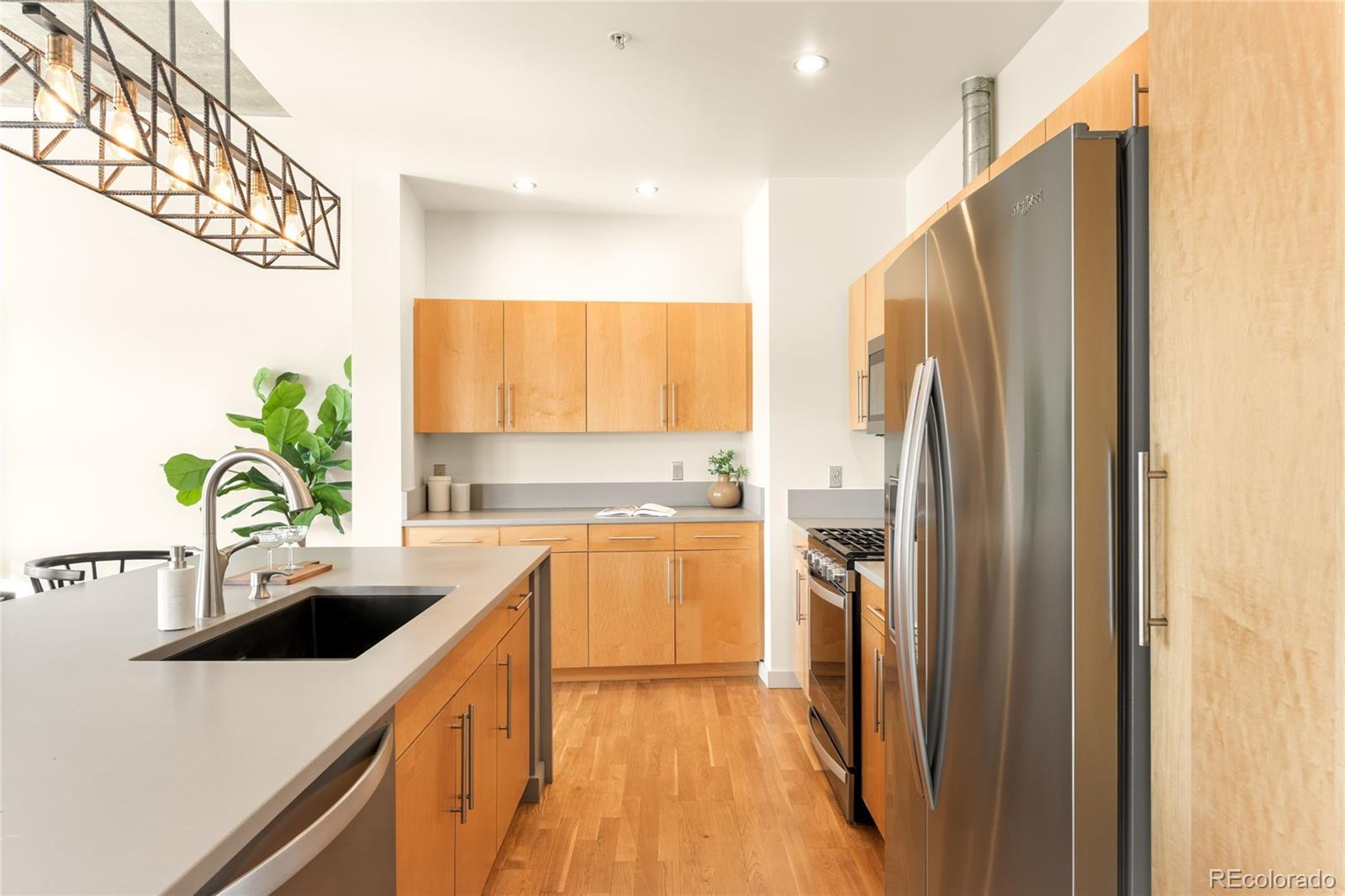 MLS Image #5 for 1925 w 32nd avenue 203,denver, Colorado