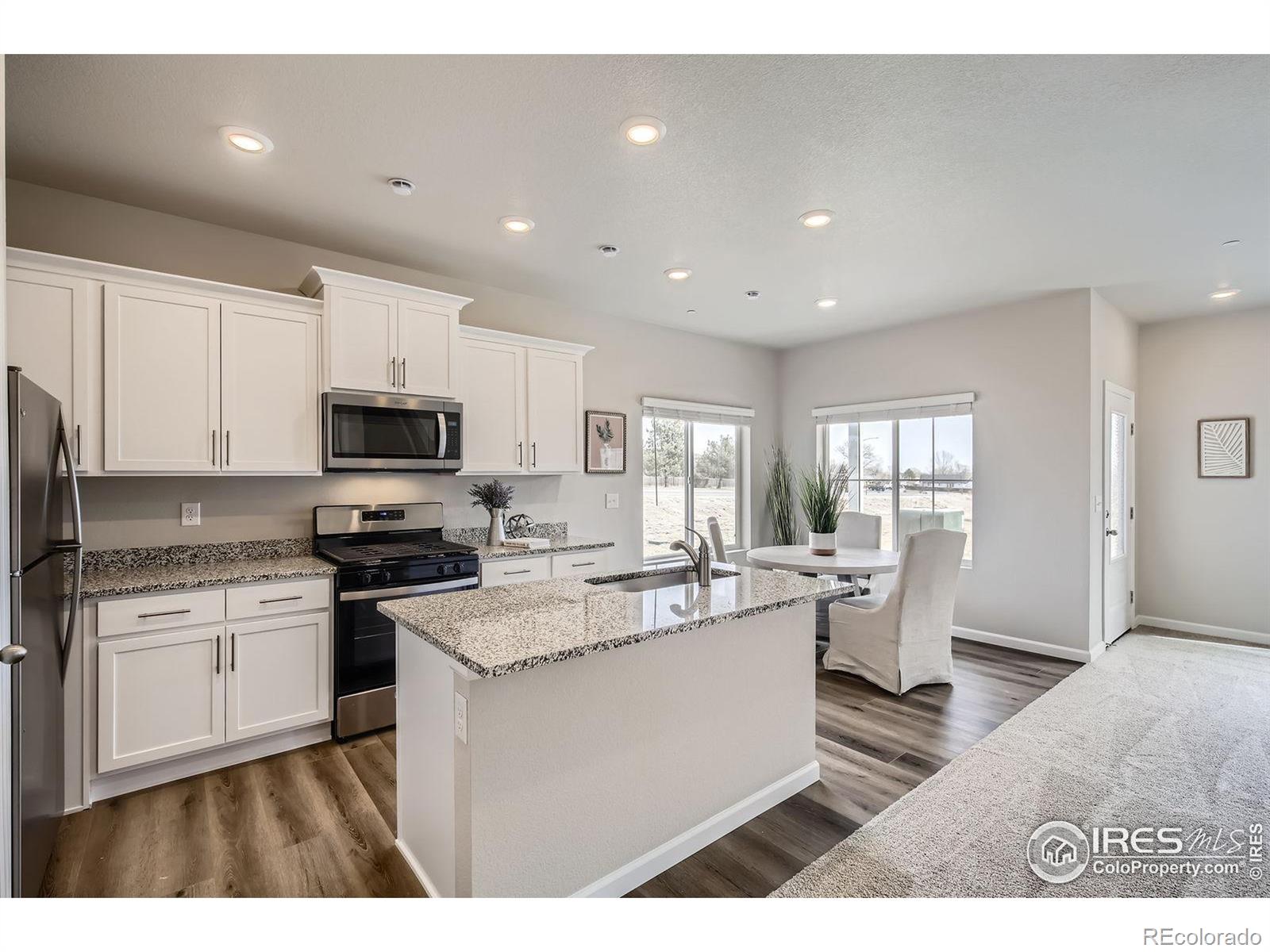MLS Image #5 for 201  robin road,johnstown, Colorado