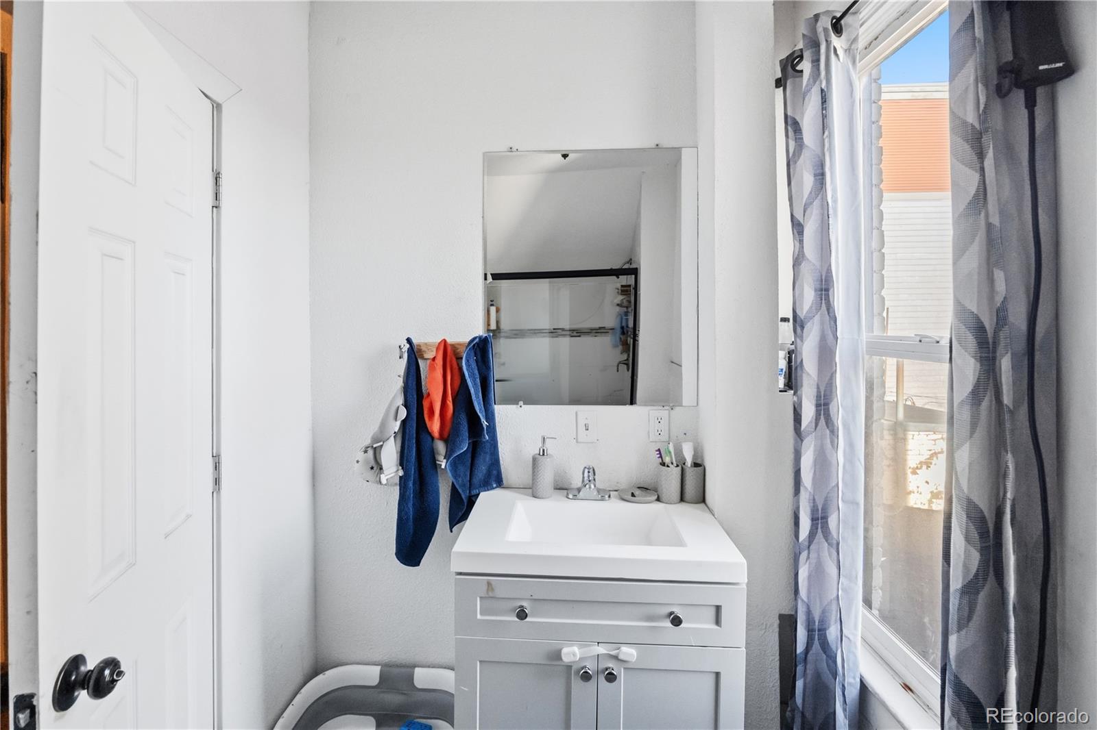 MLS Image #18 for 3132 n downing street,denver, Colorado