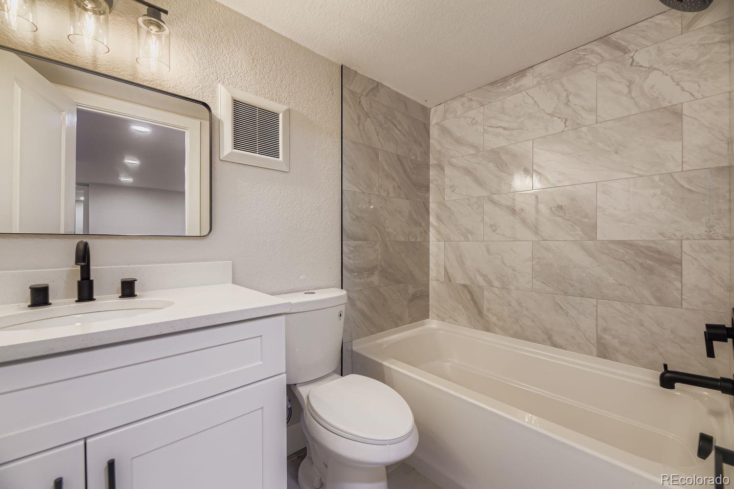 MLS Image #11 for 2600  colorado boulevard,denver, Colorado