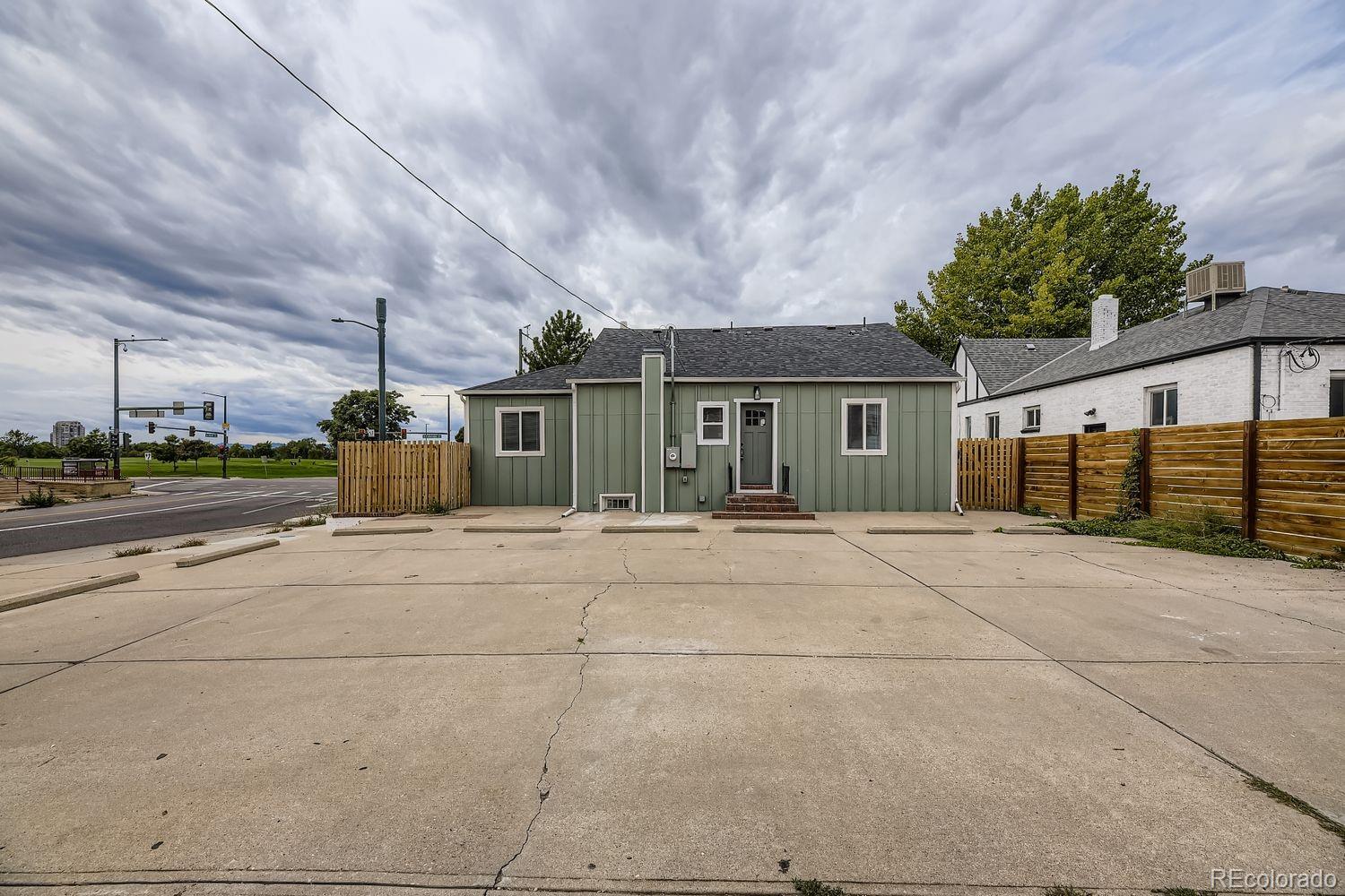 MLS Image #12 for 2600  colorado boulevard,denver, Colorado