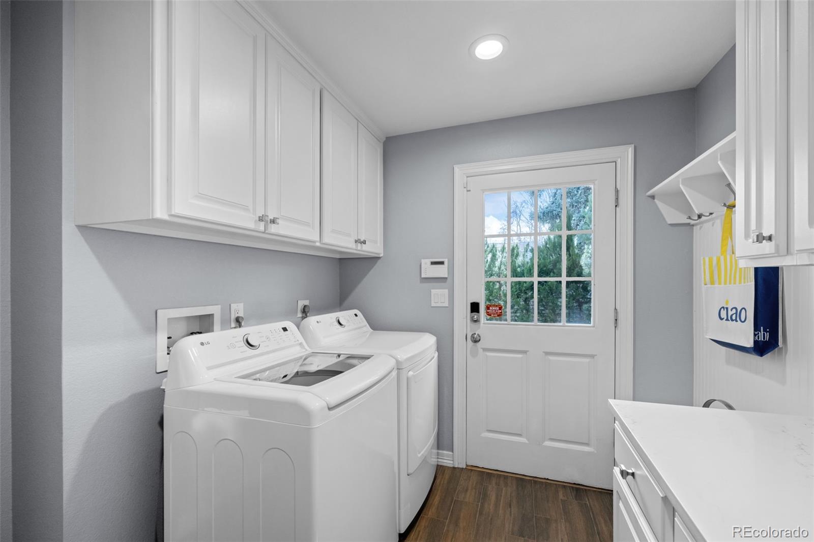 MLS Image #27 for 1085 s vine street,denver, Colorado