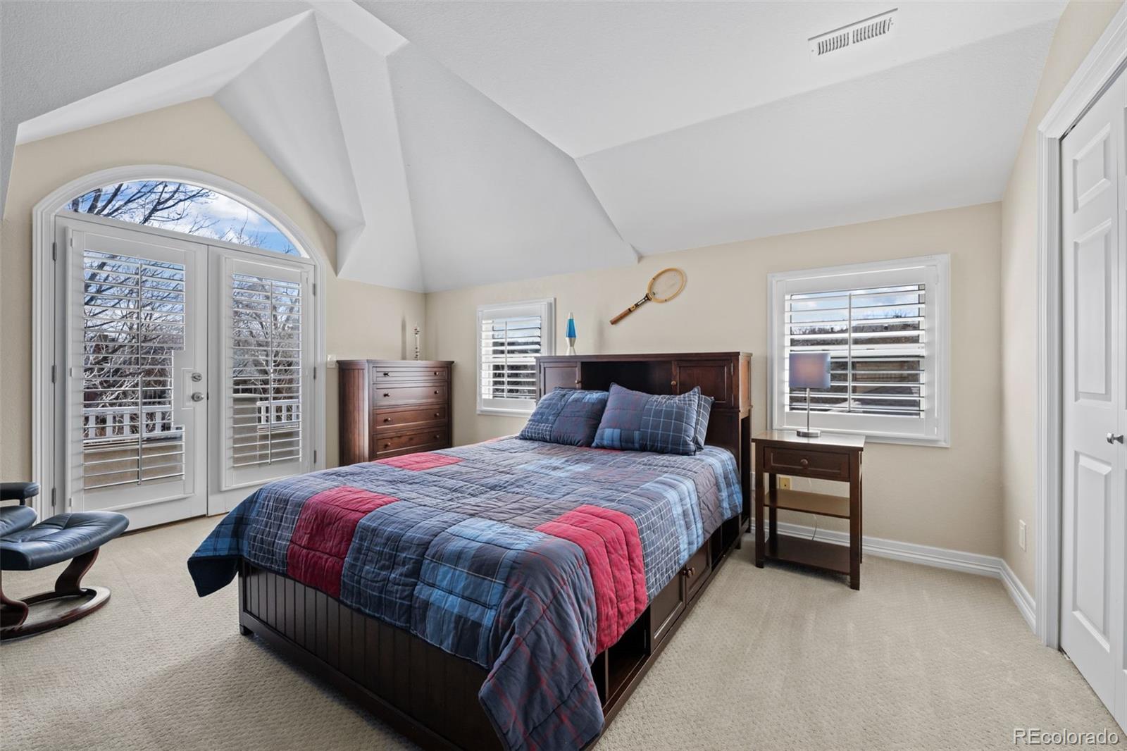 MLS Image #38 for 1085 s vine street,denver, Colorado