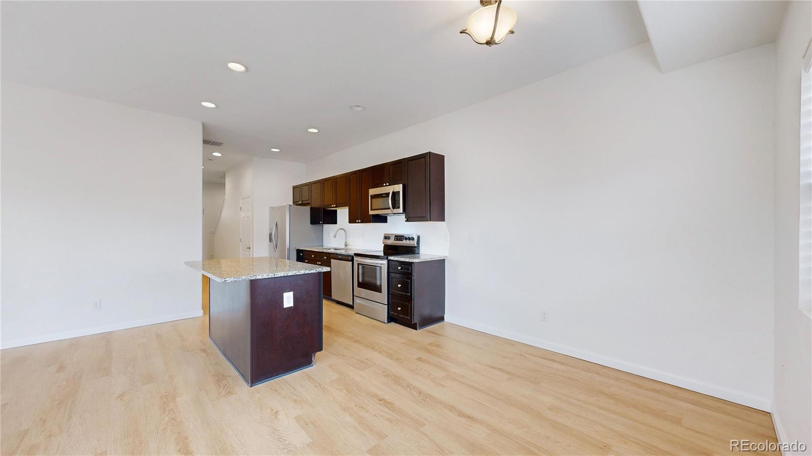 MLS Image #2 for 2621  sable boulevard,aurora, Colorado