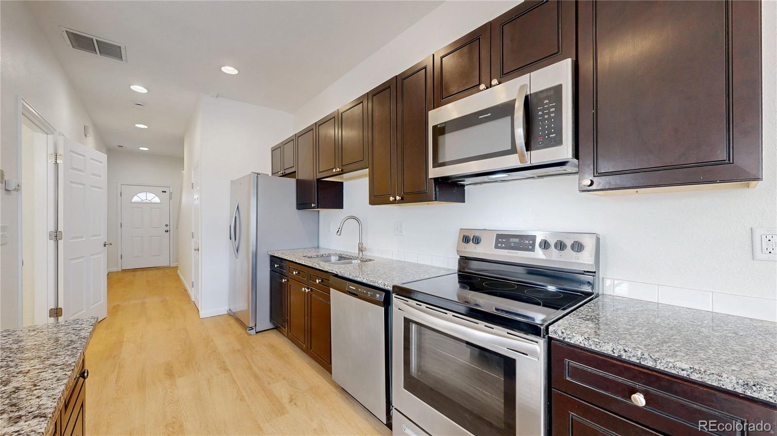 MLS Image #6 for 2621  sable boulevard,aurora, Colorado