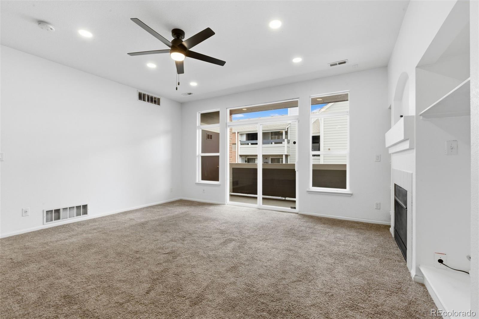 MLS Image #6 for 14353 e 1st drive,aurora, Colorado
