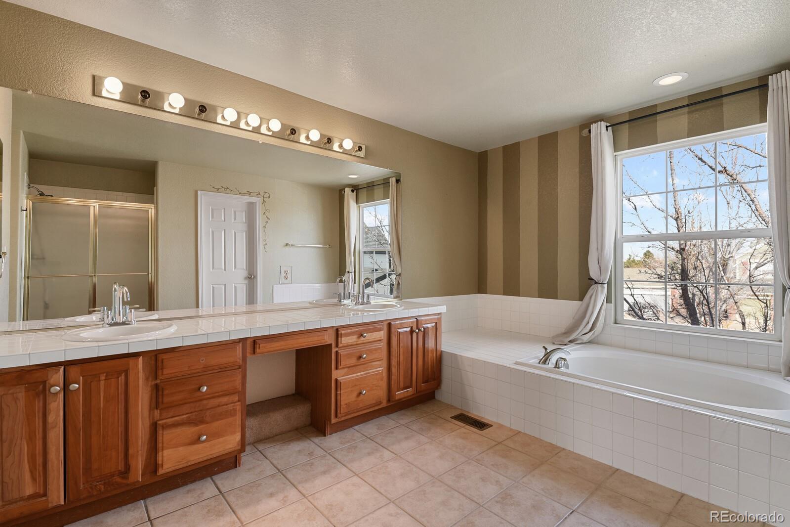 MLS Image #26 for 18119 e caley circle,aurora, Colorado
